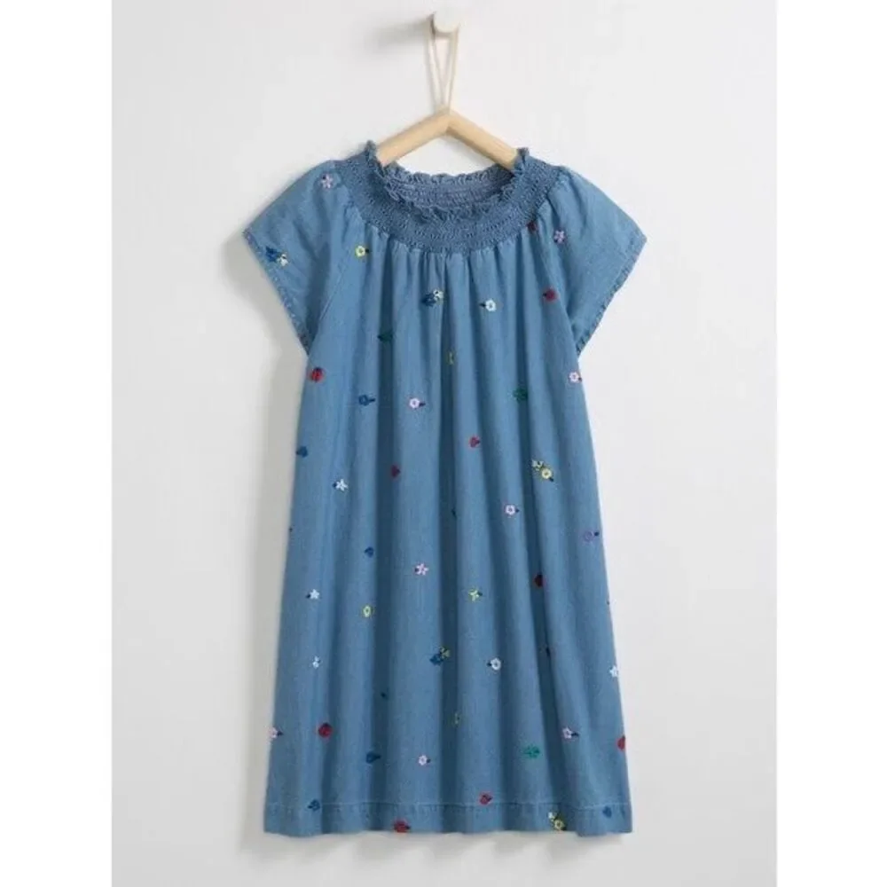 Hanna Andersson Girls 8 (130) Flower Embroidered Chambray Denim Dress